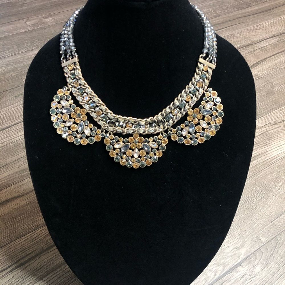 2/$30 Green Gold sparkly beaded necklace